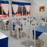 Falls Plaza Hotel