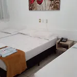 Falls Plaza Hotel