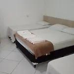 Falls Plaza Hotel